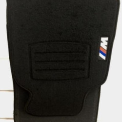 GENEL MARKA BMW E46 SİYAH HALI PASPAS (SİYAH KENARLI)