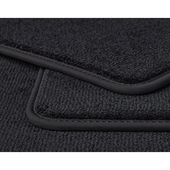 GENEL MARKA ASTRA G SİYAH HALI PASPAS (SİYAH KENARLI)