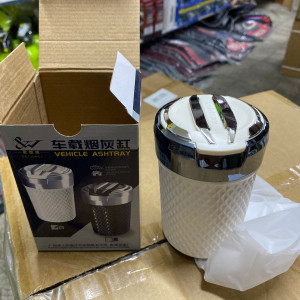 Lüks Araç İçi Küllük Işıklı Ashtray Beyaz HT925B