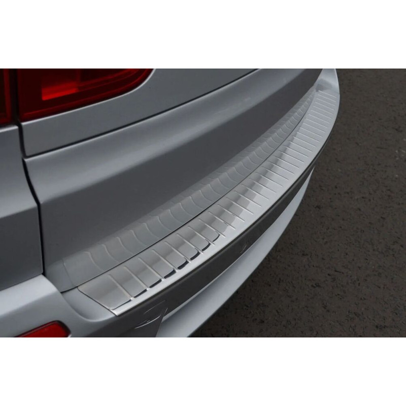 OMSA BMW X5 E70 Krom Arka Tampon Eşiği Taşlı 2006-2013 Arası
