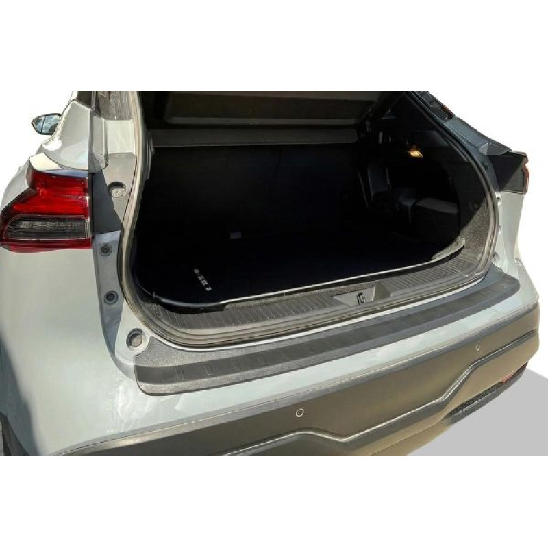 Nissan Qashqai Arka Tampon Eşiği Plastik 2021 ve Sonrası