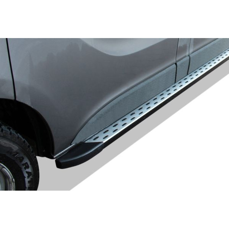 OMSA Renault Trafic 3 Dot Line Yan Basamak Kısa Şase 2023 ve Sonrası