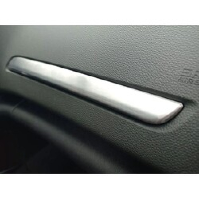 OMSA Renault Megane 4 HB Krom Ön Tampon Alt Çıta 7 Parça 2021 ve Sonrası