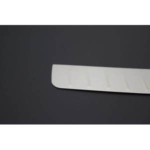 OMSA Skoda Rapid SpaceBack Krom Arka Tampon Eşiği Taşlı 2013 ve Sonrası