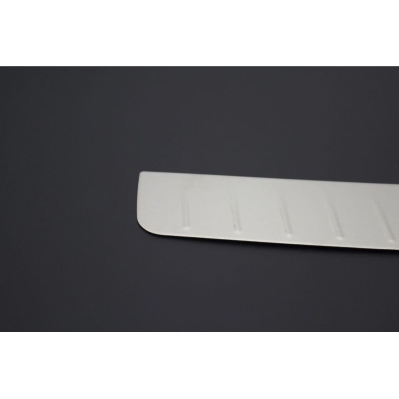 OMSA Skoda Rapid SpaceBack Krom Arka Tampon Eşiği Taşlı 2013 ve Sonrası