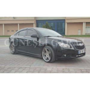 Chevrolet Cruze Rieger Marşpiyel (Plastik)