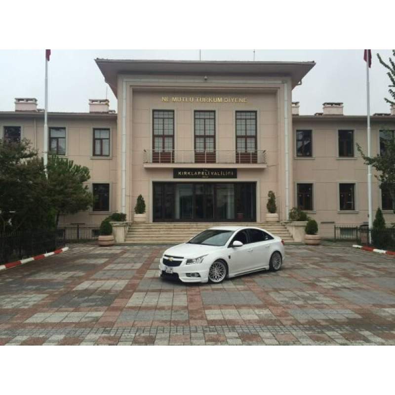 Chevrolet Cruze R Marşpiyel (Plastik)