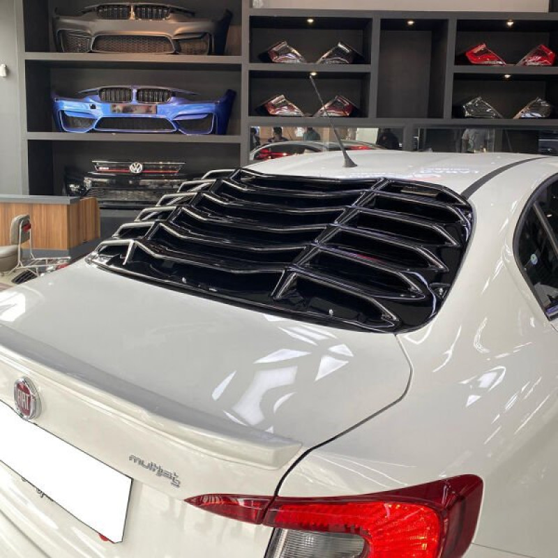 Fiat Egea Arka Cam Vizörü