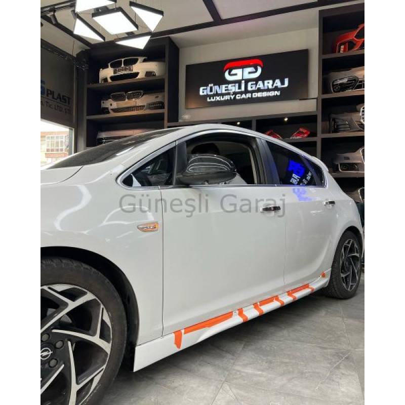 Opel Astra J Opc Yan Marşpiyel (Plastik)