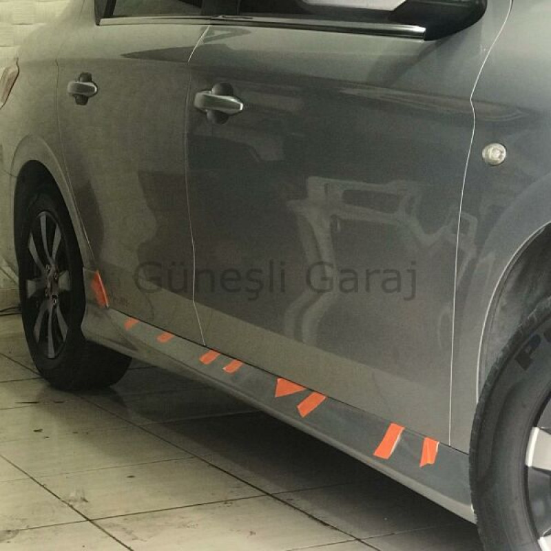 Peugeot 301 Yan Marşpiyel (Plastik)