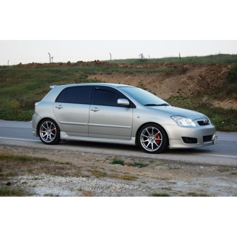 Toyota Auris Yan Marşpiyel (Plastik)