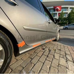 Volkswagen Golf 5 GTI Yan Marşpiyel (Plastik)