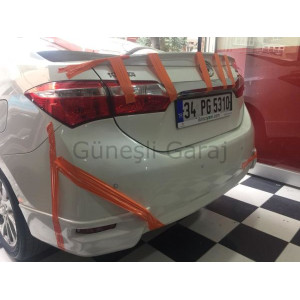 Toyota Corolla Arka Flap (Plastik)