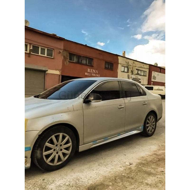 Volkswagen Jetta Mk5 Yan Marşpiyel (Plastik)