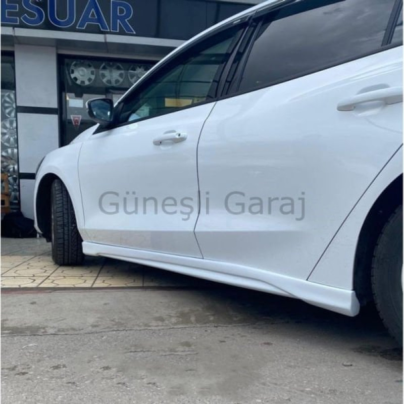 Ford Focus 4 Sedan Body Kit Seti Plastik