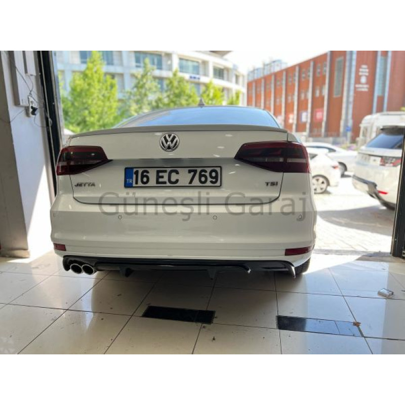 Volkswagen Jetta Makyajlı Body Kit Seti Plastik