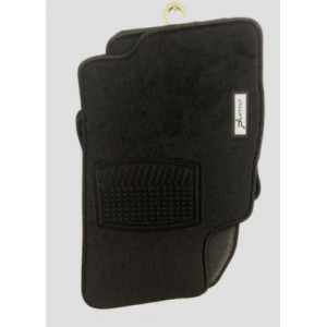 GENEL MARKA PUNTO SİYAH HALI PASPAS (SİYAH KENARLI)