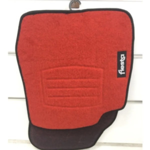 GENEL MARKA FİESTA KIRMIZI HALI PASPAS (SİYAH KENARLI)