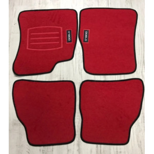 GENEL MARKA DOBLO 2-3-4 KIRMIZI HALI PASPAS (SİYAH KENARLI)