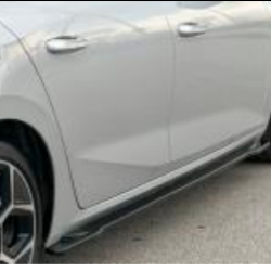 Opel Astra L Yan Marşpiyel (Plastik) (Piano Black Boyalı) Boyasız