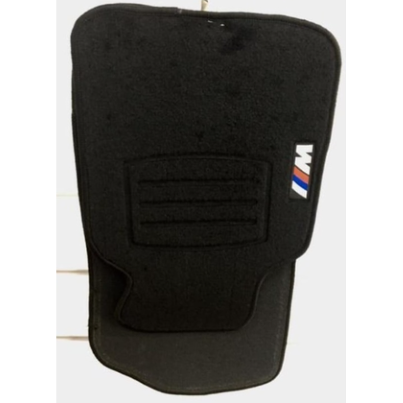 BMW E46 SİYAH HALI PASPAS (SİYAH KENARLI)