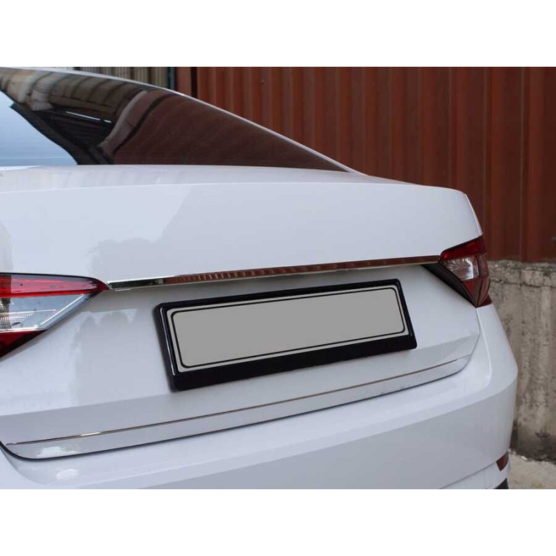 OMSA Skoda Superb B8 Krom Plaka Üstü Çıta 2015-2023 Arası