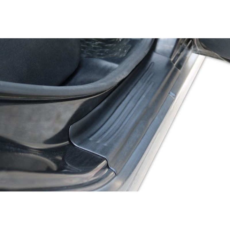 Dacia Sandero Stepway Kapı Eşiği Plastik 2012-2019 Arası