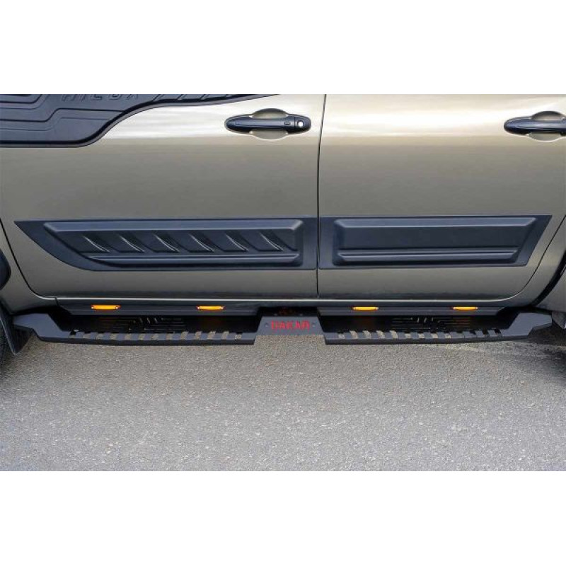 OMSA Toyota Hilux Dakar Yan Basamak Siyah V2 Ledli 2015-2026 Arası