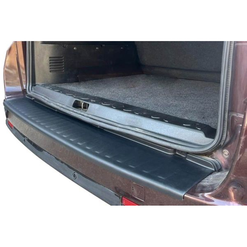 Fiat Doblo Arka Tampon Eşiği Plastik 2010-2021 Arası