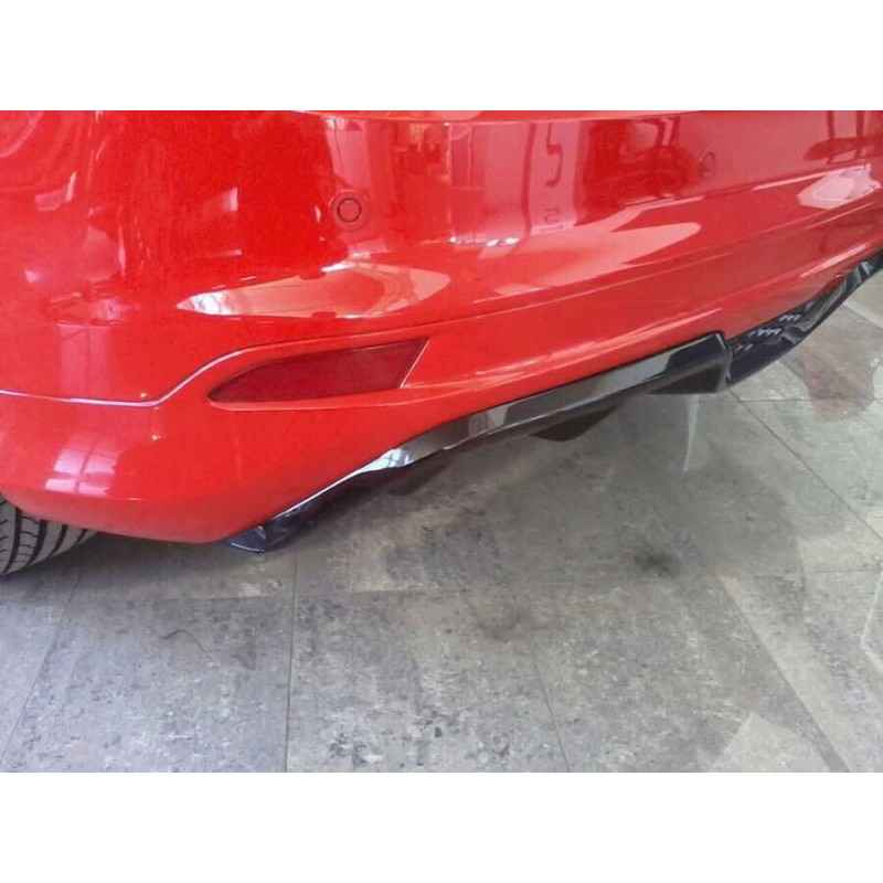Ford Focus 3 HB Arka Karlık 2011-2017 Arası