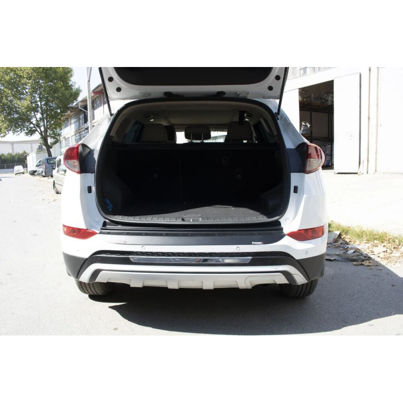 Hyundai Tucson Arka Tampon Eşiği Plastik Siyah 2015-2017 Arası