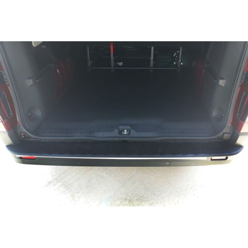 Renault Trafic 3 Arka Tampon Eşiği Plastik 2014 ve Sonrası