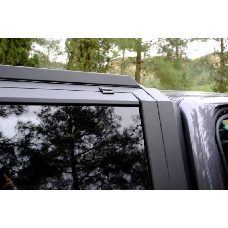 OMSA Toyota Hilux Omcap Camlı Kabin Paslanmaz Çelik 2015 ve Sonrası