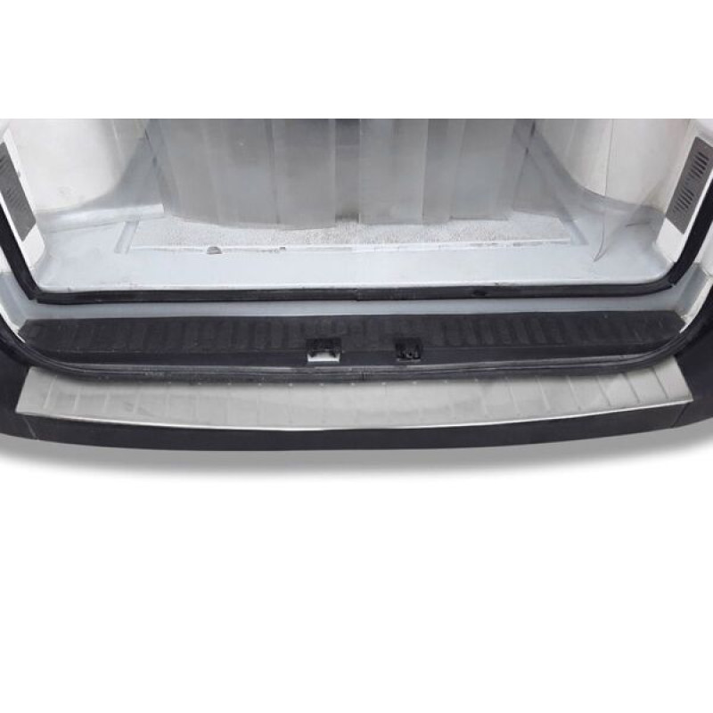 OMSA Renault Master Krom Arka Tampon Eşiği Taşlı 2010 ve Sonrası