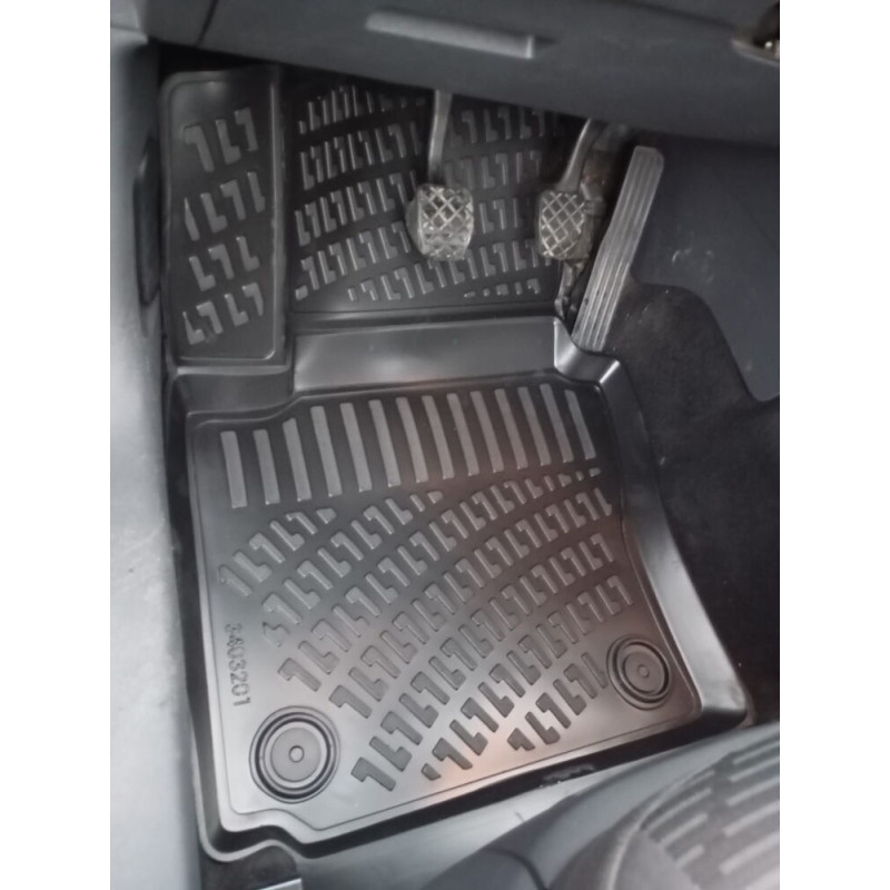 Rizline Volkswagen Caddy 2010-2015 Havuzlu Paspas