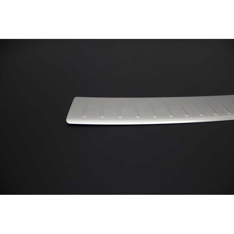 OMSA VW Golf 6 Krom Arka Tampon Eşiği Taşlı 2010-2013 Arası