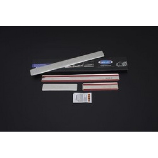 Omkar Range Rover Krom Kapı Eşiği 4 Parça 2005-2010 Arası Omkar Range Rover Krom Kapı Eşiği 4 Parça 2005-2010 Arası