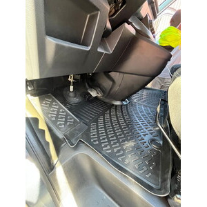 Opel Vivaro 2014-2019 Havuzlu Paspas