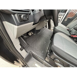 Ford Tourneo Custom 2024 Sonrası Havuzlu Paspas | Otomatik Vites