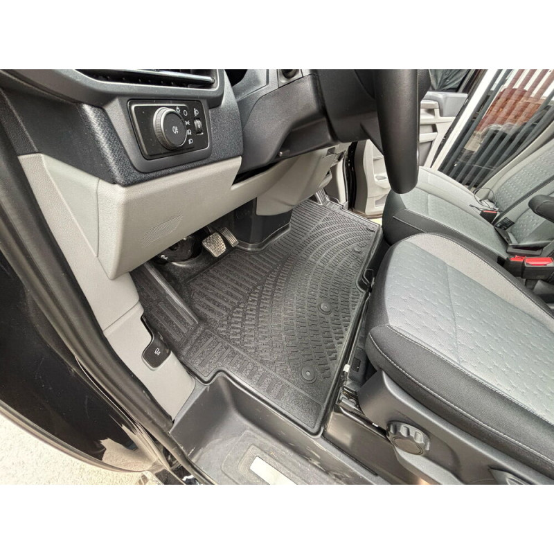 Ford Tourneo Custom 2024 Sonrası Havuzlu Paspas | Otomatik Vites