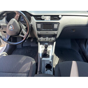 Rizline Premium Skoda Octavia 2013-2020 Havuzlu Paspas