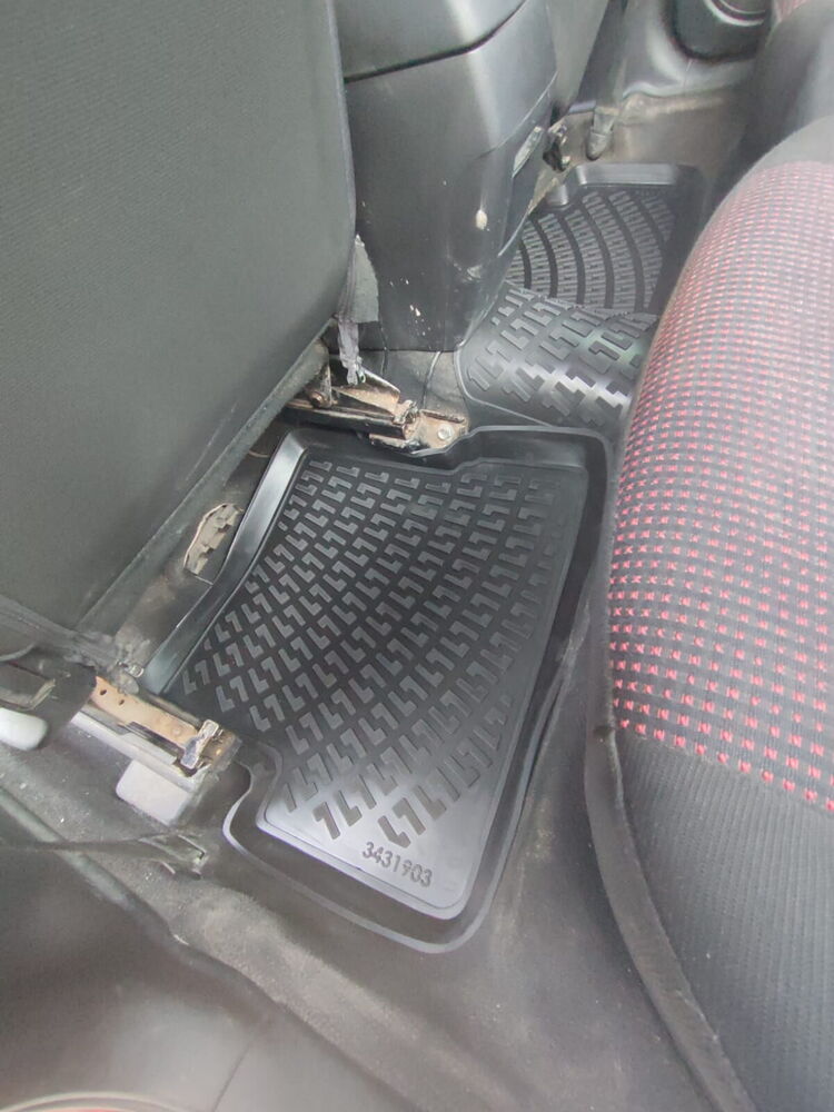 Mazda 3 2003-2009 Havuzlu Paspas